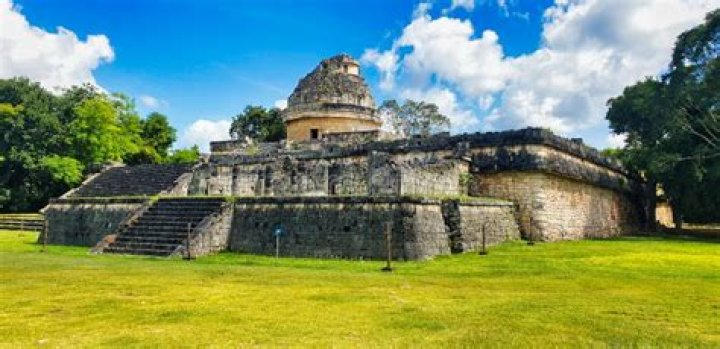 What was El Caracol used for?