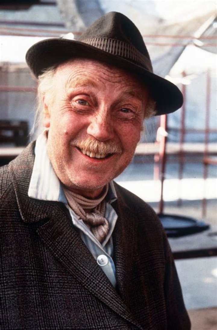What year did Lennard Pearce die?