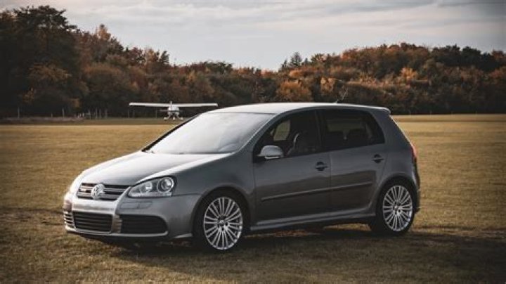 What year is VW Golf mk5?