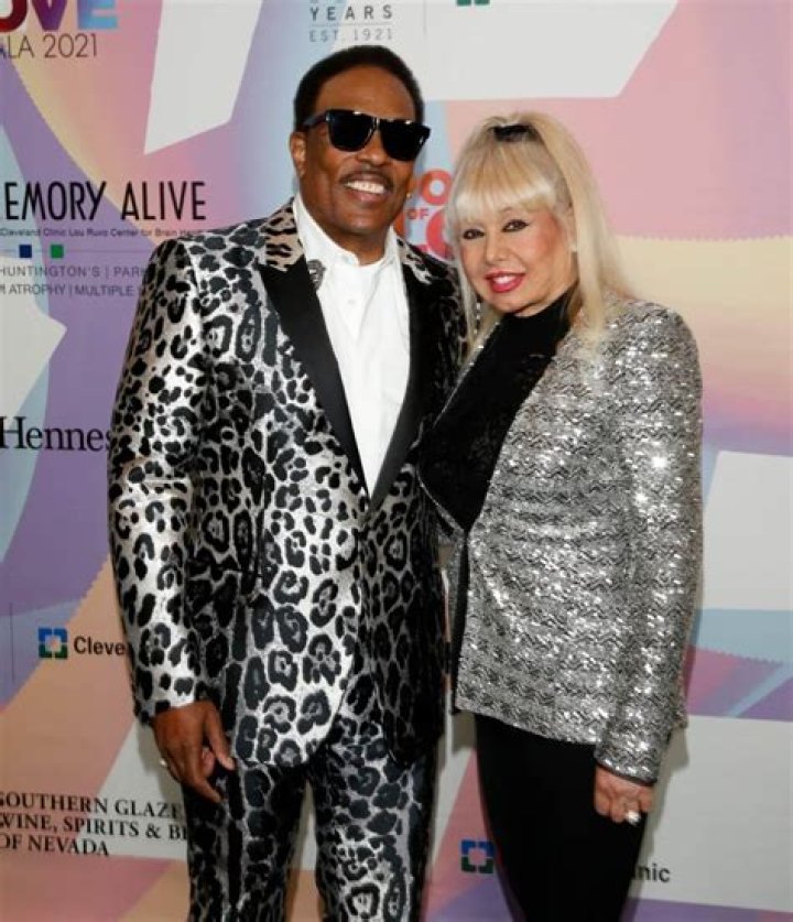 When did Charlie Wilson get married?