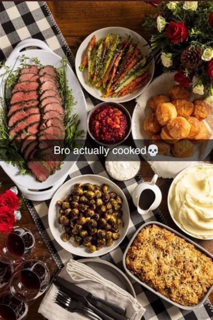 When should you cook for a guy you're dating?