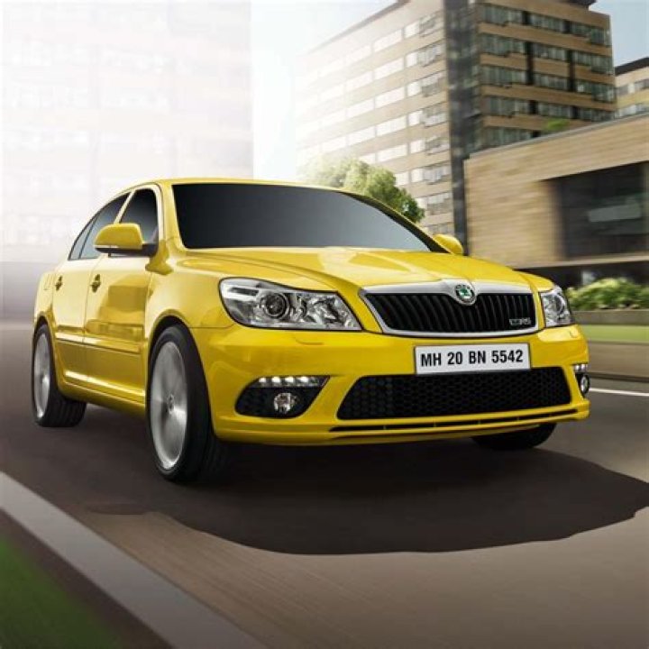 When was Skoda Laura discontinued in India?