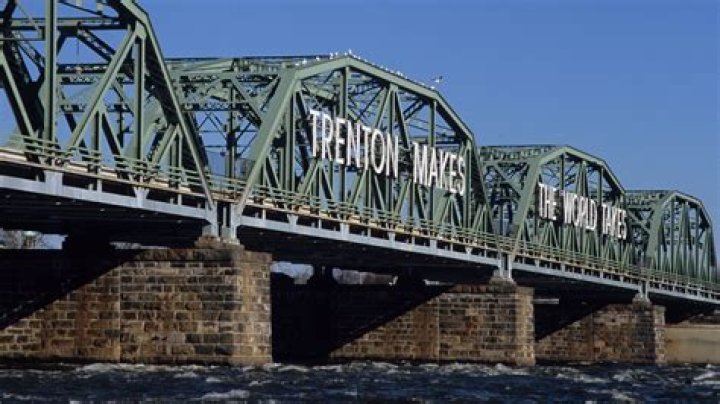 When was the Trenton Makes Bridge built?