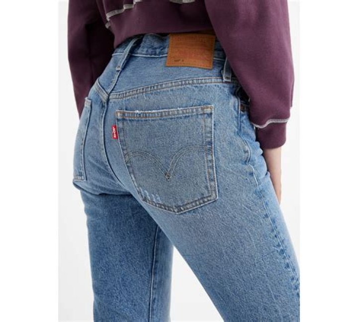 Where can I buy womens jeans online?
