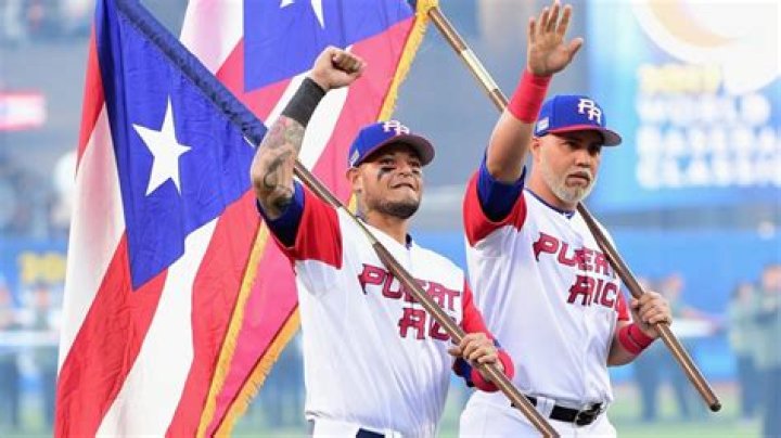 Where can I watch baseball in Puerto Rico?