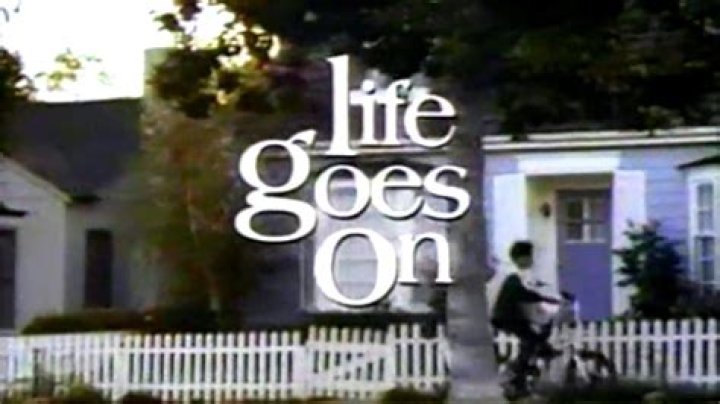 Where can I watch life goes on episodes?