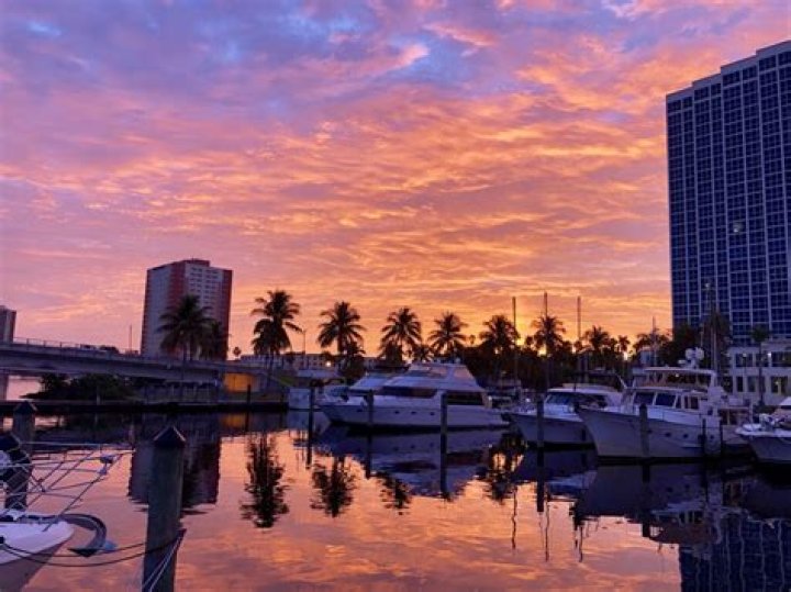 Where can I watch the sunrise in Fort Myers?