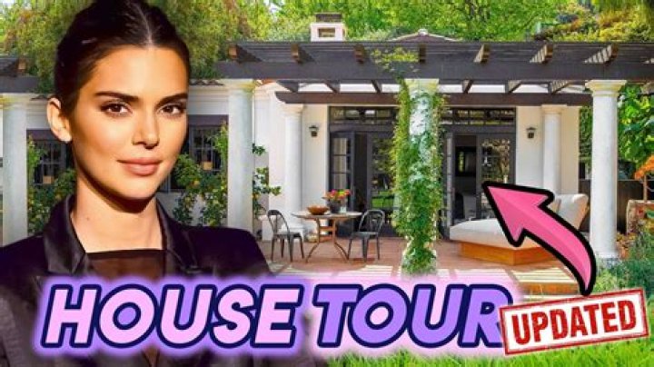 Where does Kendall Jenner currently live?