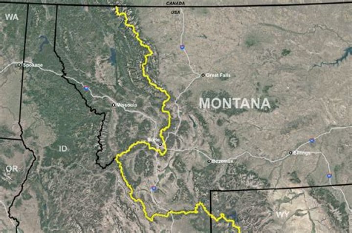 Where does the Continental Divide run through Montana?