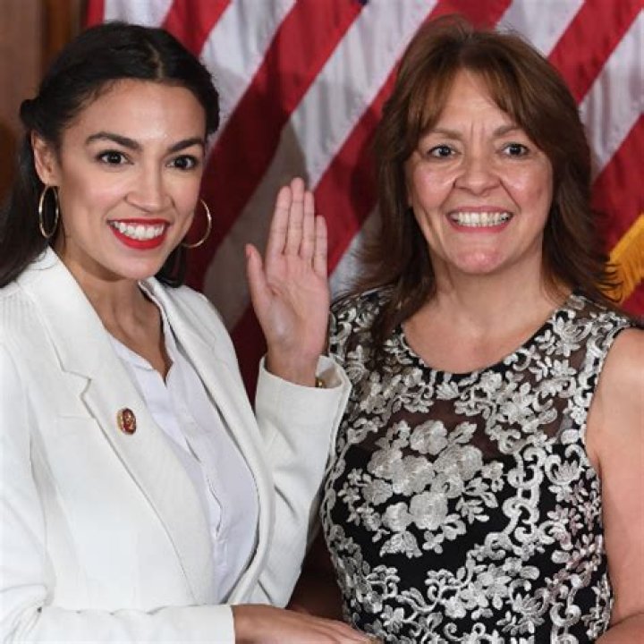 Where were Alexandria Ocasio Cortez parents born?