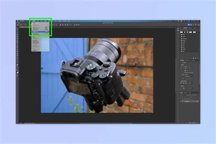 Which can be used to open an image in Photoshop CC?