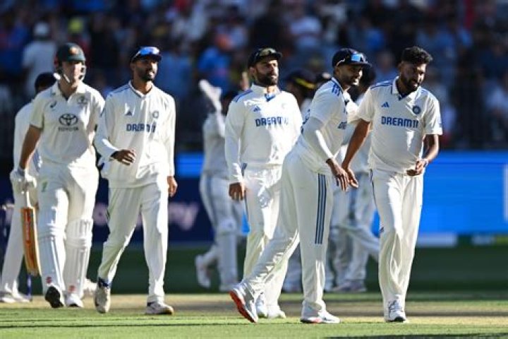 Which channel telecast Australia vs live telecast?