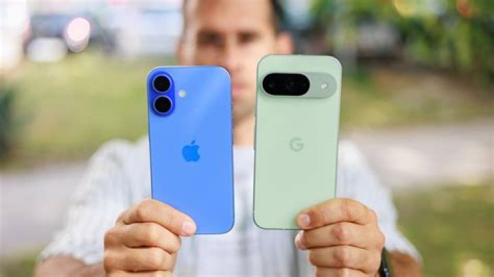 Which is better iPhone 12 or Google pixel 5?