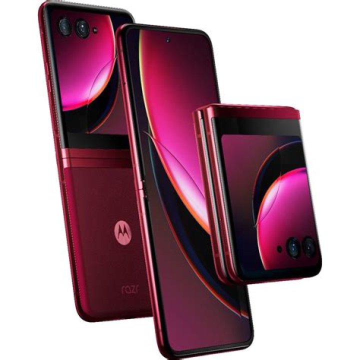 Which is the latest mobile of Moto?