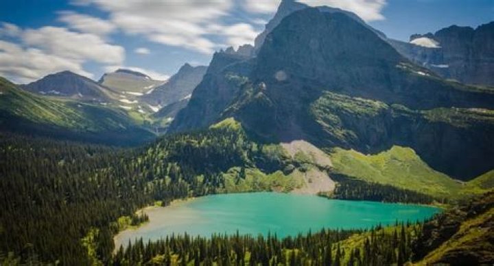 Which national parks are requiring reservations?