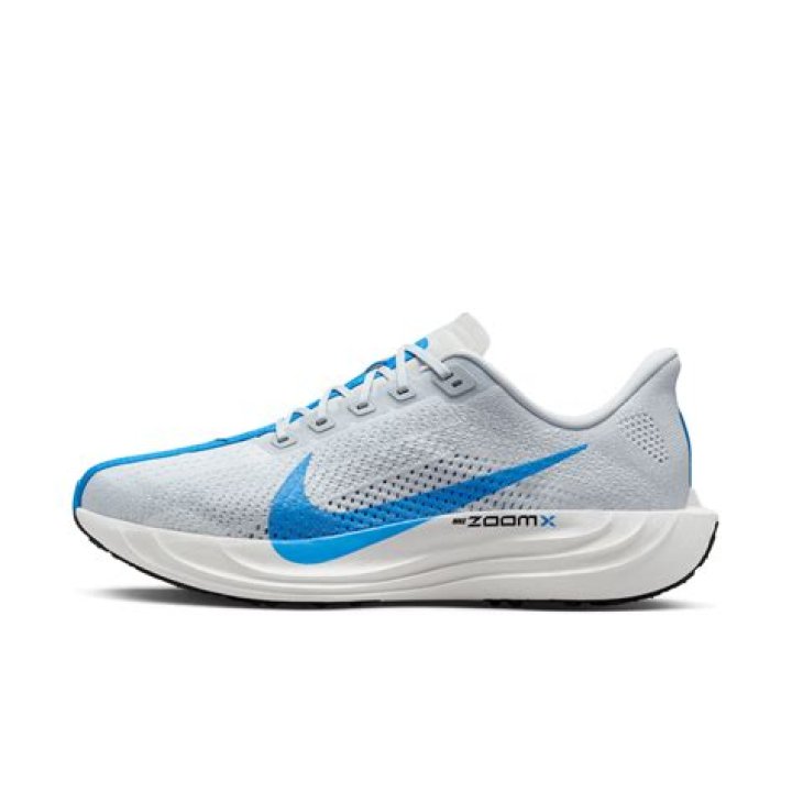 Which Nike shoes have ZoomX?