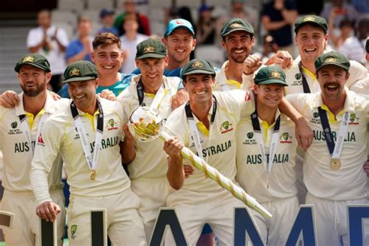 Which team won Ashes 2019?