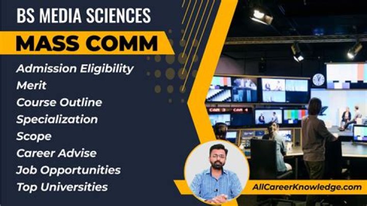 Which university is best for mass communication in Pakistan?