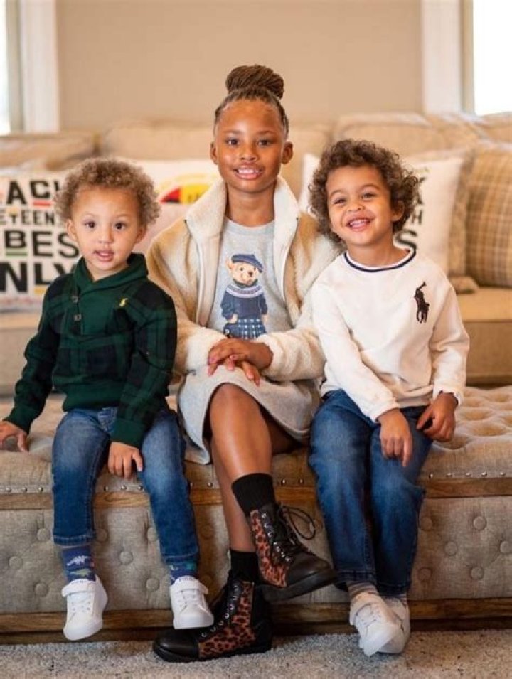 Who is Eva Pigford baby daddy?