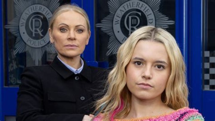 Who is Faye's dad in Coronation Street?