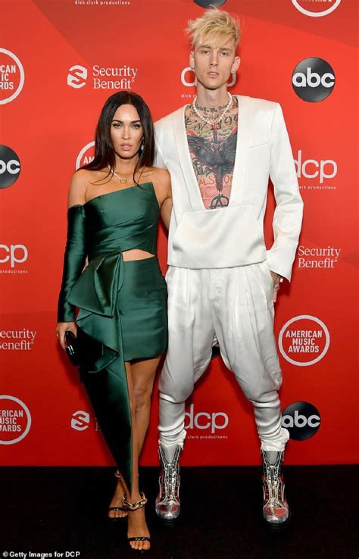 Who is Jade to Machine Gun Kelly?