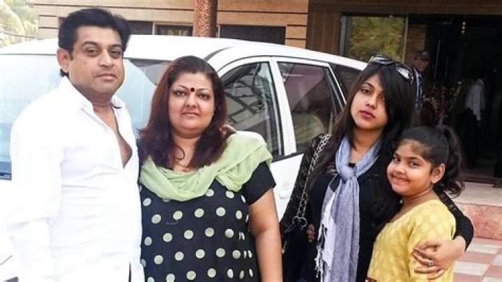 Who is the daughter of Kishore Kumar?