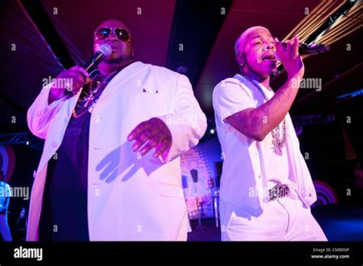 Who is the lead singer of Dru Hill?