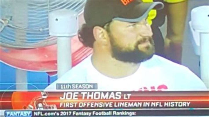 Who is the smallest lineman in the NFL?