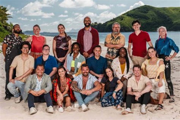 Who left Survivor All Stars last night?