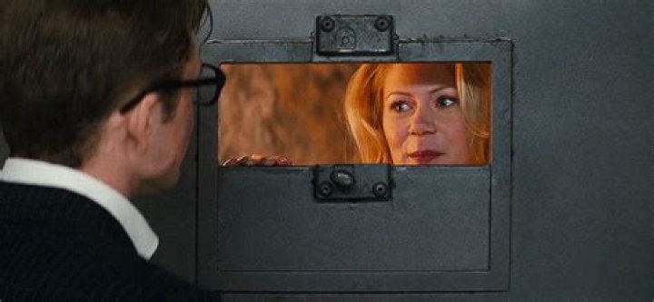 Who plays eggsy's girlfriend?