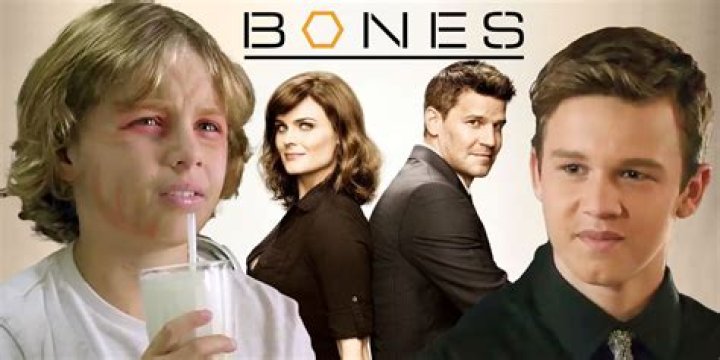 Who plays older Parker in bones?