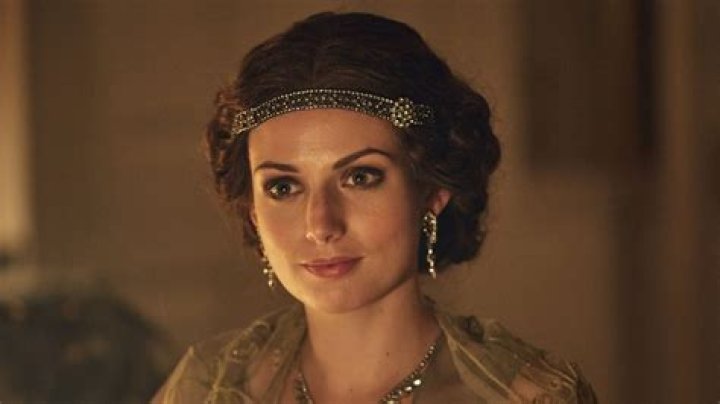 Who plays the Duchess in peaky blinders?