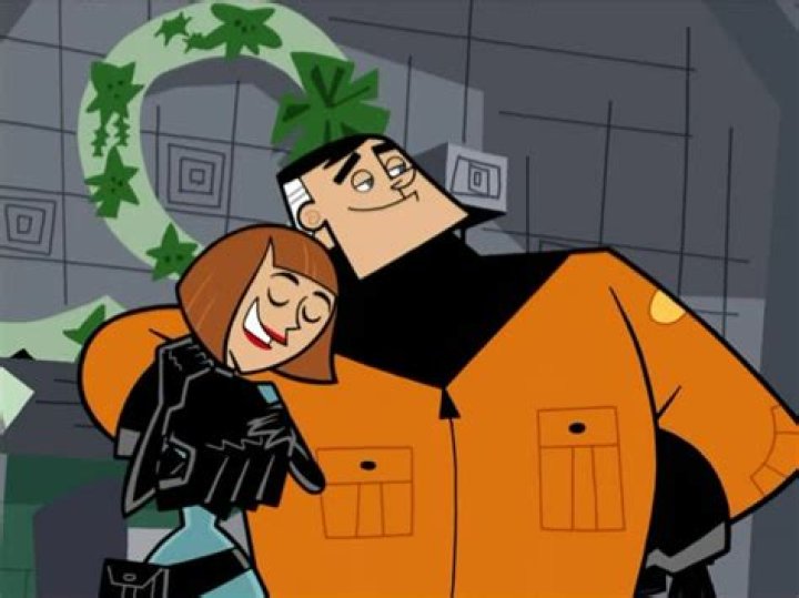 Who voices Maddie Fenton?