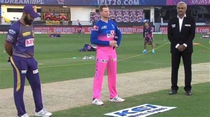 Who win the toss IPL match today?