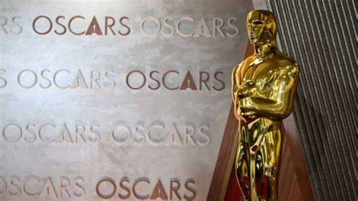 Who won best picture at the Academy Awards?