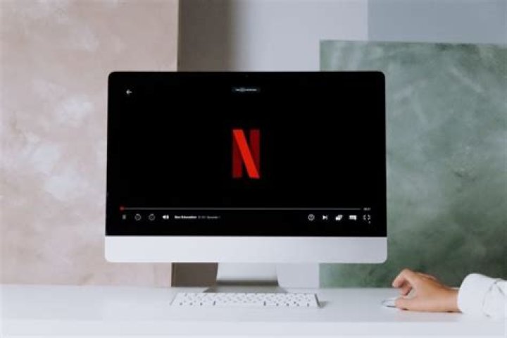 Why can't I watch Netflix through HDMI?