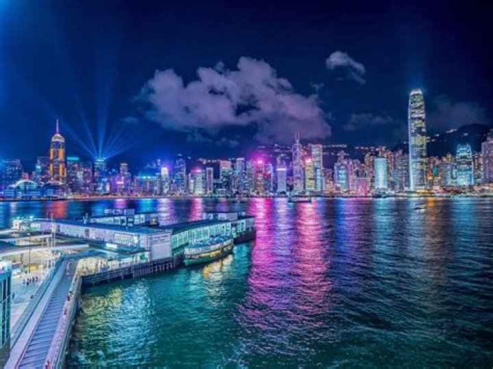 Why do people like Hongkong?