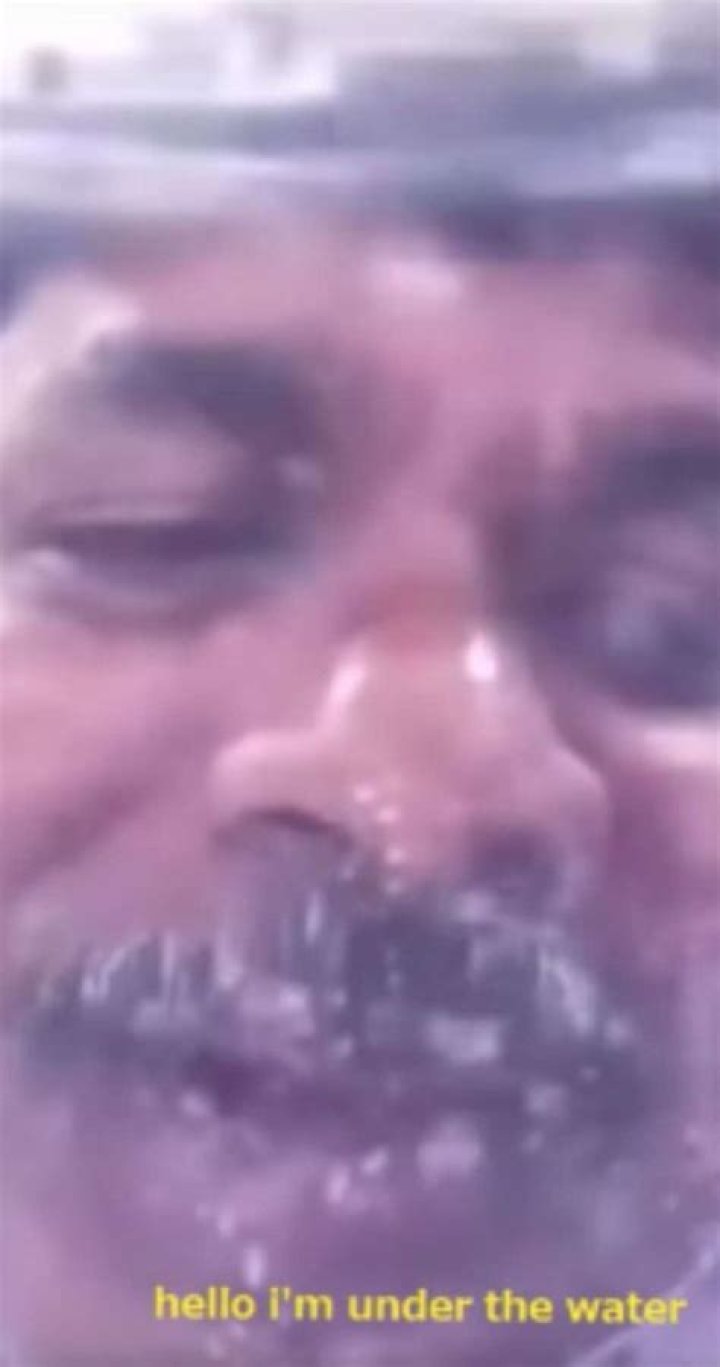 Why does it sound like im under water on Zoom?