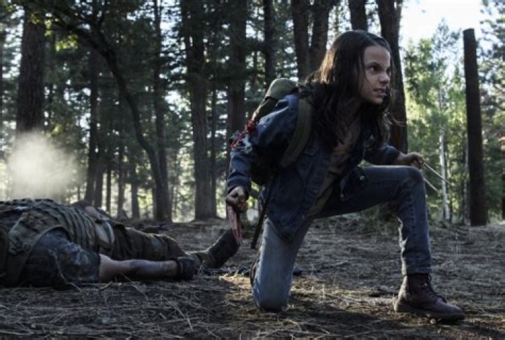 Why does X 23 have two claws?
