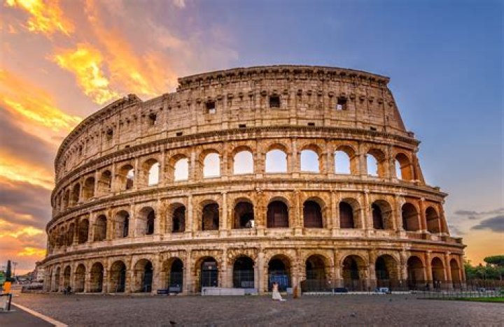 Why is Rome a popular tourist destination?